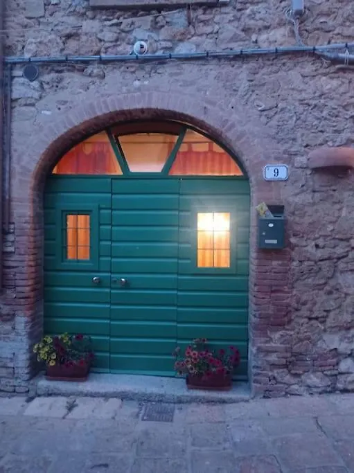 Centro Storico Casale Climatizzato Apartment Casale Marittimo Italy